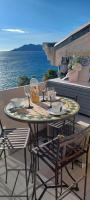 Ciel Bleu de Cannes - Appartement Vue Azur avec Piscines et Jardin - B&B Cannes