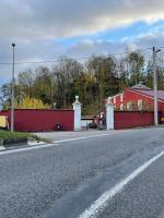 T2 au rez de chaussée dans propriété privée, au bord de l'eau à 15 minutes de Nancy - B&B