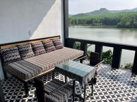 Quadruple Room with Mountain View