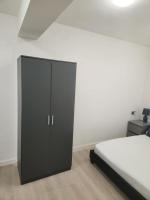 Sleeps 4 Cosy Studio In Golder Greens NW11 London - B&B