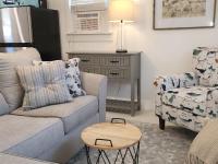 Acadia Lobsterman's Coastal Bungalow - B&B Lamoine Beach