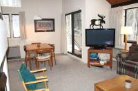 Loon Village- Slope Views and Pool - B&B Lincoln