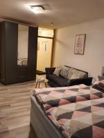 Schönes Modernes Apartment in der Nähe vom Bahnhof - B&B Tubinga