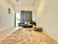 Cozy10perwira#6pax#Netflix#neariconcity&iconicpoint - B&B Simpang Ampat