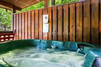 Cabin 4 Studio Cabin with Hot Tub, Nature Trails and Fire Pit - B&B