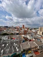 Business Suite near to US Embassy and Corferias By TSI Property Management, free parking - B&B Bogotá