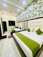 Hotel Urban international - Modern Facilities - 5g internet - Free Parking - Tourist Area With Nearby Restaurant and Mall- Top Rated by Booking - B&B
