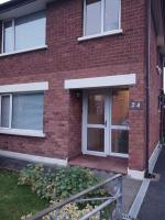2 bed room house available with free parking - B&B