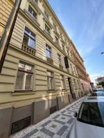 Arbes 14 - Mirror of Prague - B&B Praga
