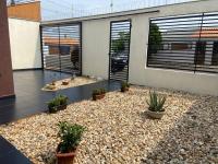 Deluxe Double Room (2 Adults + 1 Child)