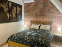 Le N5 des Hauts de Sarlat Apt Duplex Clim, Piscine, Parking - B&B Sarlat-la-Canéda