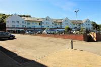 Hastings Apartments Extra Large Self Catering Apt Tourism Certified Free Parking WiFi - B&B