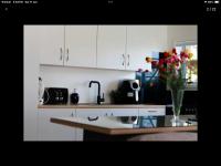 Modern and spacious 1-Bedroom Holiday Home - B&B Distretto di Whangarei