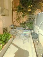 Charmant studio avec terrasse -proche Paris - B&B