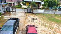 Roomstay Homestay Permai Inn Pekan - Chambres d’hôtes Pekan