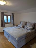 Freistehendes Haus - Garten - Netflix - Stellplatz - 30 Minuten zum Chiemsee - Chambres d'hôtes Rott am Inn