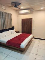 Deluxe Double Room with Extra Bed