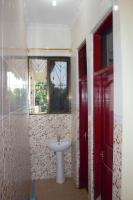 Safari Junction Backpackers Hostel Mwanza - Bed and Breakfast Mwanza