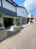 APPARTMA ROBERT - Ferienwohnung Vir