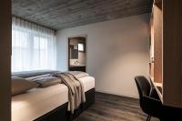 One-Bedroom Apartment with Garden