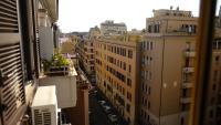 La Nuova Casa Di Zia - near metro A Ponte Lungo - Chambres d'hôtes Rome