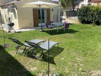 Studio climatisé avec piscine et jardin - Ferienwohnung