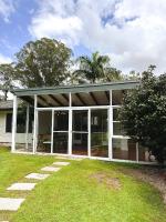 Forest Hill Retreat-Private 10 acre Upscale Property with lots of extras - B&B Koojan