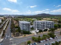 Bright 2-Bed Flat Near City Amenities - B&B Canberra