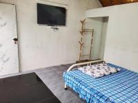Queen Room with Garden View