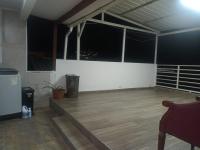 Habitacion confortable centrica en Yumbo cerca al aeropuerto y centro de eventos - Ferienwohnung