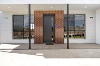 Villa with Garden View