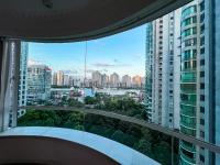 Eastern Hub - Bund Branch Simply Luxurious 4 King Beds, Big French Windows with Bund Views - Ferienwohnung Shanghai