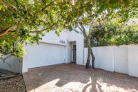 Noordhoek Farm Village getaway house - B&B