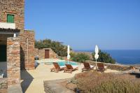 Heliopetra Family Home with a swimming pool in the area of Otzia - Chambres d'hôtes Kárnes