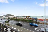 Cosy 2 bed in Worthing - Sea Views - Balcony - B&B