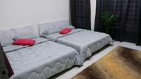 Green Gaharu Homestay - B&B