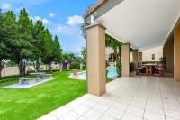 Modern 2 Bedroom apartment with club house pool - Chambres d’hôtes Centane