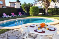 Anacasa Villa Renoir Oliva Nova CH1015 - B&B