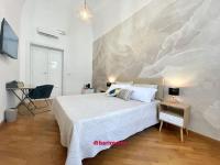 Camera Matrimoniale con Bagno in Comune
