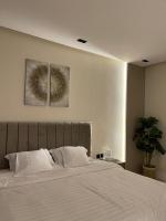 شقة مخدومه جنب البوليفارد سيتي - B&B Riyadh