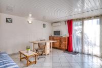 Appartement 2 pièces, plain-pied, équipé, avec parkings, Réservation minimum 3 nuits - B&B Béziers