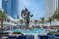 Charming High Floor STRIP VIEWS Palms Studio 30306 - B&B