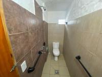 Habitación Familiar con baño privado