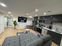 DJoshuas place - B&B Edmonton