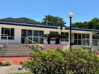 Apartamento completo Cezarium Residence Club - Praia do Campeche - B&B