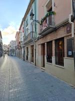 Casa Rural Castalla - Castillo, Senderos y Sabores - Bed and Breakfast