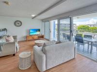 12 Coral Seas - B&B