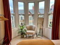Lake Park House - Stylish Apartment with Parking - B&B Cardiff