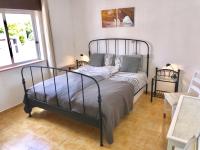 Apartamento de 1 dormitorio con vistas al mar