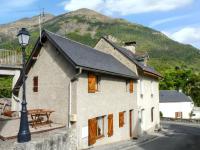 Maison charmante à Sassis avec vue montagne - Bed and Breakfast
